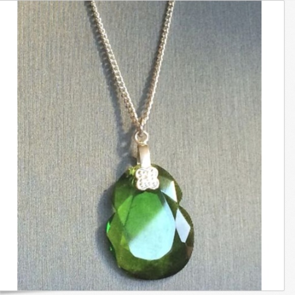 Vintage Silver Green Art Glass Pendant Necklace Simulated Emerald 18" Plated - Picture 2 of 8